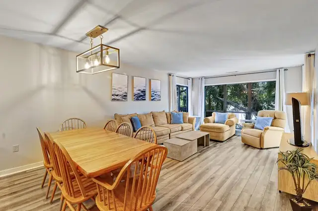 Living room at The Moorings 23